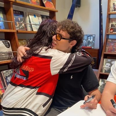 NERASALSADIS0IA's profile picture. se non mi trovi, probabilmente sono ad un evento
inattiva 
(più attiva su tiktok e Instagram)