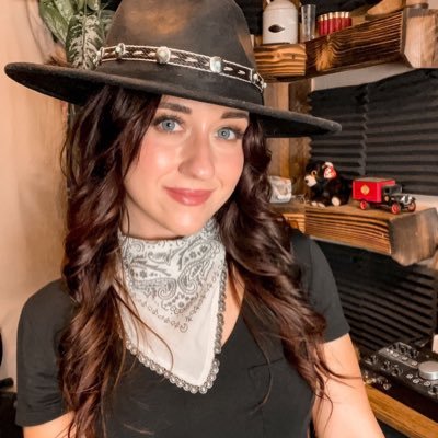 Country Music Singer/Songwriter Desert Rat - Horses & Dirt Bikes Is Nationally Touring 'Tumbleweed' Out Now ⬆️