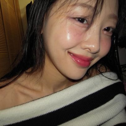 yvespring's profile picture. crazy angel.