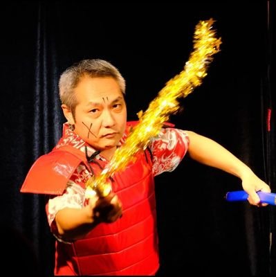 浪速のシルバーウルフ
W刑事として
TBSラヴィット第二回つかみ1GP優勝
第9回なにわお笑いコンテスト優勝
初代南無−1グランプリ優勝
ピンで
R-1グランプリ2024準々決勝
あらびき四天王
燃えよhishidas