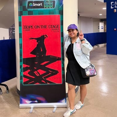 omginie's profile picture. INFJ /aRMy 💖