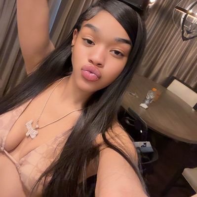 ONLY PAGE!!! $35 FaceTime callsss MEETS AND CONTENTS AVAILABLE 💦