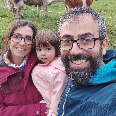 Dr Física i llicenciat en Ciències Religioses. Estudio filosofia. Profe de física, mates i antropologia a @EUSSenginyeria. Pare de la Júlia, marit de l'Anna
