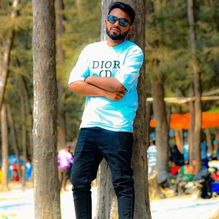 gazi_rayha48839's profile picture. L am Muslim