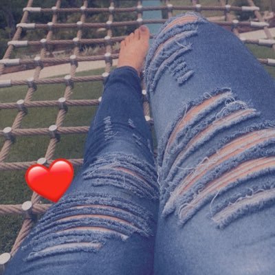 not your average gal. baby I’m a Queen 👸🏽🫶🏼 Christian slut