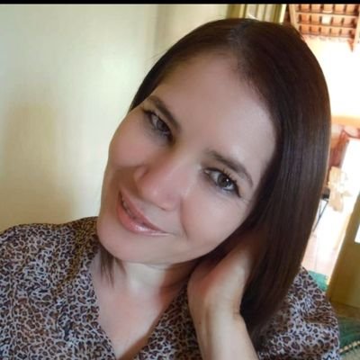 Cristã Evangélica e amada do Pai 🔥🔥
Casada❣️
Amo o meu trabalho
Sou de direita
Amo o nosso Brasil 🇧🇷
Petista e Pornografia aqui é BLOCK