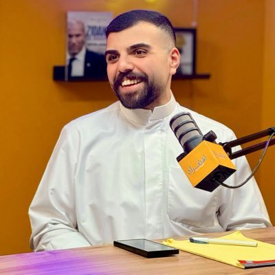 مُتيّم بـ كرة القدم ومُهتم بتفاصيلها وما يحدث فيها ، مُشجع لأعظم نادي في تاريخها 💙❤️
