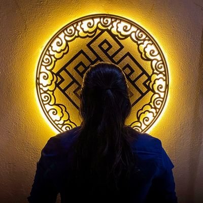 SwathiSreeLuke7's profile picture. Minimalistic 🖋️