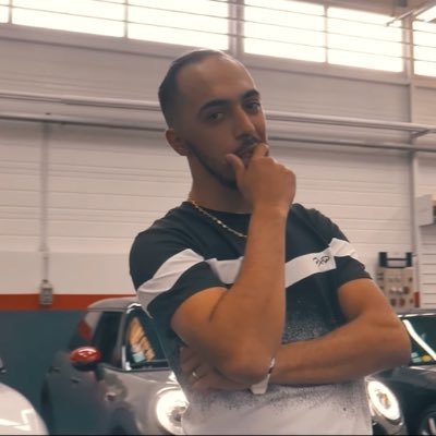 Zobinho_'s profile picture. 