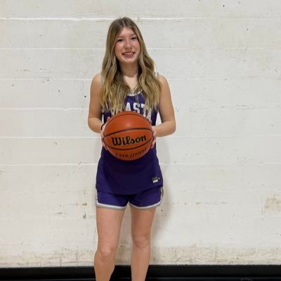 Shasta High School 2026 || Shooting Guard/Point Guard #5|| GPA 4.0 || 5'3 120 lbs || Highlights down below ||