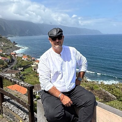 serafindam's profile picture. Productor, locutor de los programas Sabor a Portugal y el Baúl de los recuerdos. Instagram @serafindam