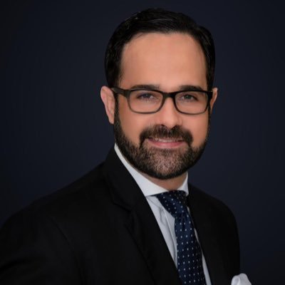 Orgullosamente dominicano l Esposo l Padre l Abogado @pucmm l Diplomático @mirexrd