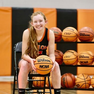 5ft 9in Guard/Forward, 4.0 GPA, PFJH 🏀 🎾⛳️ XC, Christian, PFJH Beta President, SGA Rep