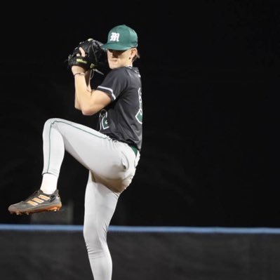 HeaneyColl32's profile picture. 