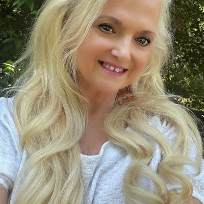 AubDeb Profile