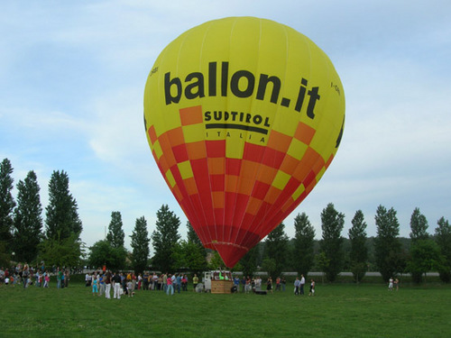 ballonit's profile picture. Voli turistici e Promozionali