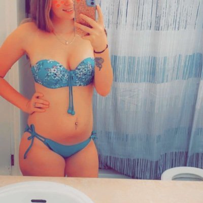 age27 #floridagirl #creator #funinthesun #spicy #🌶️ #OF give me a follow I follow back check the 🔥🌶️🥵
