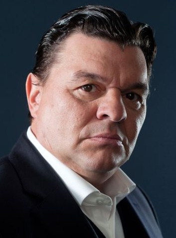 Right Horrible Bastard. Jims 'Basher' Branning is me Dad. Brothers are Max and Jack, and me Sis is Carol - do not cross me