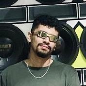 E naipe naipeさんのプロフィール画像