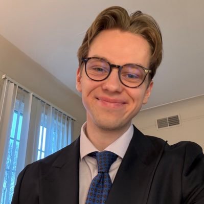 Research Fellow @UMichLaw | Managing Editor @umichLAMP | Law & Tech, IP, & Jurisprudence.