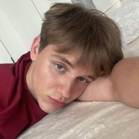 lorenzo (@grudinh0) 's Twitter Profile