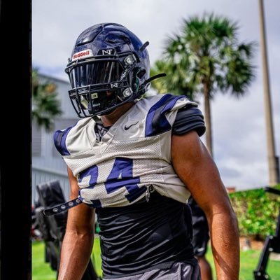 lake Nona HS C/O 2026 || LB / DL || 6’1 || 3.8 gpa || weight 220lbs || bench- 405lbs || squat 600lbs || contacts 321-429-5581