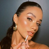 may (@comentssmay) 's Twitter Profile