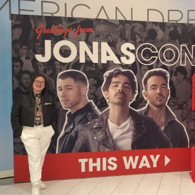 29YO | P FCKN R 🇵🇷 | 🩵 @joejonas @nickjonas @kevinjonas @jonasbrothers @moratbanda | COMMUNICATIONS BA | English+Spanish | Dog Mom of 1 girl named Olivia 🩷