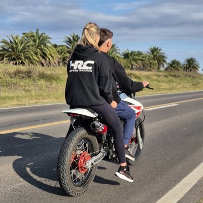 _micaaparedes's profile picture. ▪︎⁰¹/⁰⁹🥳. ▪︎¹⁹ 💫. ▪︎Gdor. Mansilla🏘.