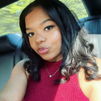 daynahaffenden's profile picture. 🗽💫Editor @people 📝#daynamariejornalist