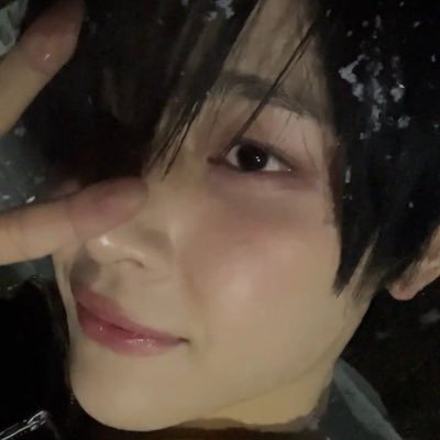 glowyhaechan's profile picture. a little of this, a little of that 🧸