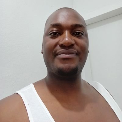 WLova54156's profile picture. 