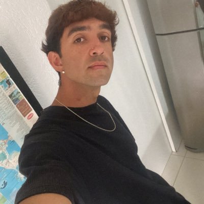 facucajal_'s profile picture. cada quien con su cruz