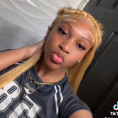 itslilzbabyy's profile picture. 