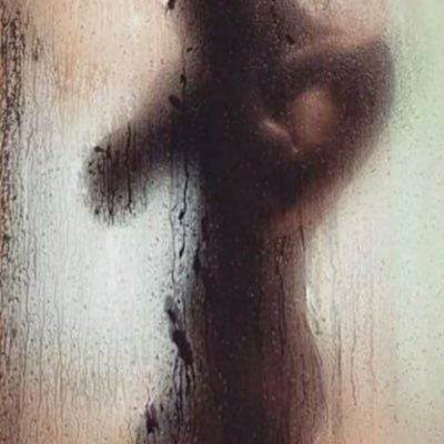 Soy un chico súper especial, me gusta conocer el mundo entero, y de ese mundo entero me gustaría tener miles de experiencias por ustedes.. conóceme primero