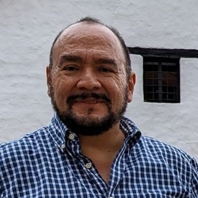 Ambientalista. Ingeniero agrónomo. Economista agrícola y ambiental trabajando en finanzas de la conservación para la restauración de los recursos naturales.
