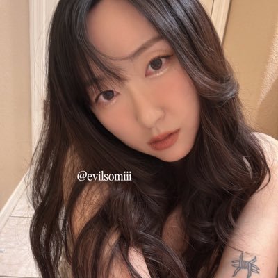 ๐๐๐๐โ๐ ๐๐๐๐๐ ๐น 18+ only โข send $ to speak โข spoiled asian princessโ๏ธ โ verification in link, since 2018 ๐ฆ @evilsomii + @send2somi BU