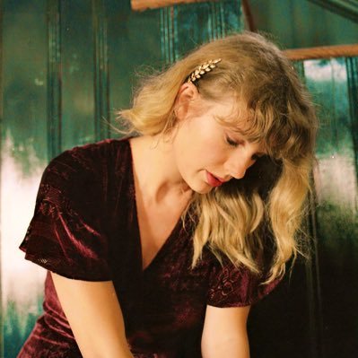 Taylor Swift Media Scanner here! I scan Taylor’s physical releases so we have HD, digital versions! if there’s any images you need editing come to me!
