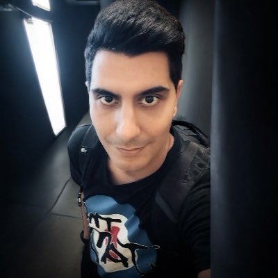 SparrowDario's profile picture. ⚫🔴 🎸 “One believes things because one has been conditioned to believe them.” A.H.