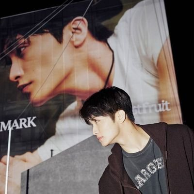 puppyeppi's profile picture. dunia ini pahit, yang manis hanya mark lee 🙏🏻