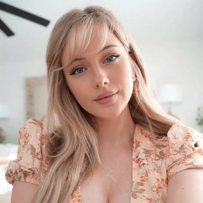 alm20701's profile picture. 