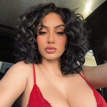 ngelina_smi018's profile picture. Text me on Zangi 9998380800
