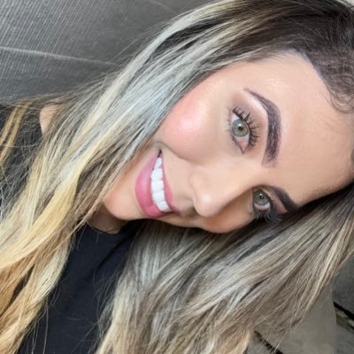 La de ojos verdes 👸🏼 TikTok: https://t.co/2nbLIJtcmY