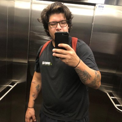 brunozwietisch's profile picture. Dev nas horas remuneradas e nas vagas também.
 🔴⚫ 🍁
