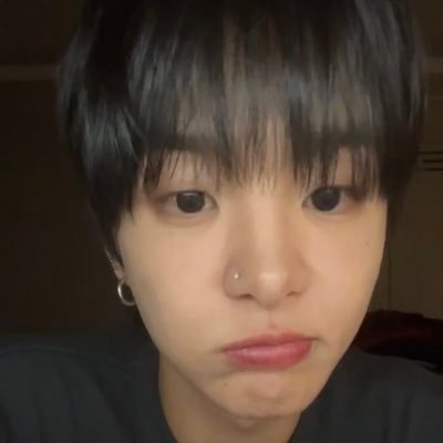 (fan account.)💜💎 🧡 𝔹𝕋𝕊 𝕋ℝ𝔼𝔸𝕊𝕌ℝ𝔼 𝔼ℕℍ𝕐ℙ𝔼ℕ พี่จิน🦙 ➡️ จีฮุนนี่🐶🦭 ➡️ น้องเจค🦮เพิร์ธ-แซนต้า รีวิว #winterbearia