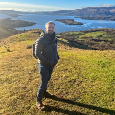 robertgall92's profile picture. I’m not here. This isn’t happening.