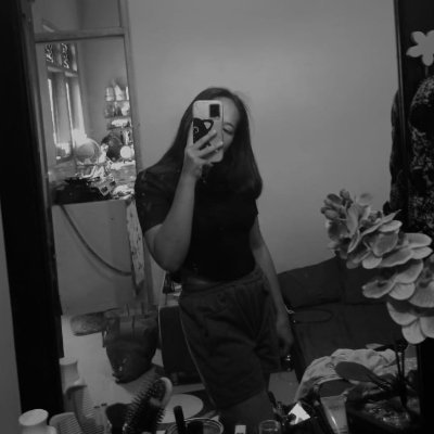 tianxyy's profile picture. not my daily but still a diary