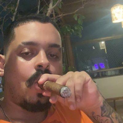 eu faço samba e amor até mais tarde e tenho muito sono de manhã