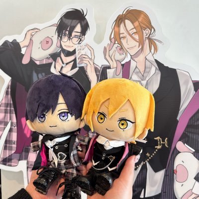 コチラ取引垢 とっくに成人済み。地方組なので郵送交換希望。 ♡高崎ぼすこ先生♡ヴィジュアルプリズン ギルティア🥀夢100 リカ様🧸🍫💋💕 鬼滅の刃しのぶ🦋アイナナ 天♡ ディアラバ シュウ♡ その他色々જ♡プロカあります。インスタ垢提示可。