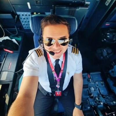 Piloto Comercial | F/O A32S 🇪🇨 ✈
Crossfiter 💪
Ecuador 🇪🇨 | 🎥YouTube: JCE CREW SIM |
Owner of JCE Crew Sim 👨✈️✈